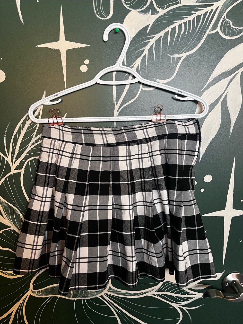 🖤🤍 Black & White Plaid Pleated Mini Skirt 🤍🖤